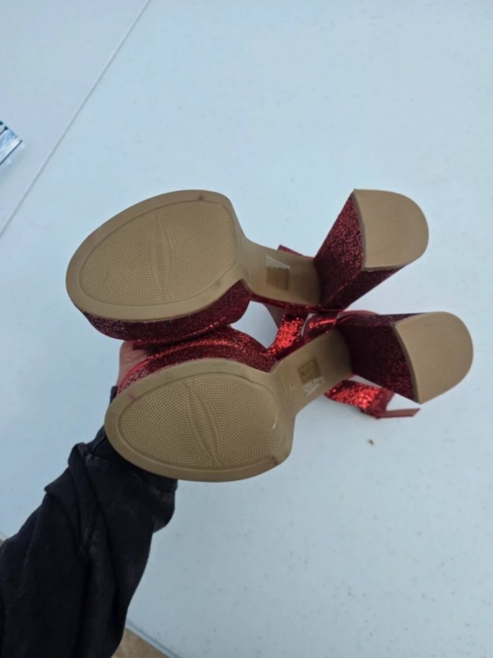 Heels - Picture 3 of 4